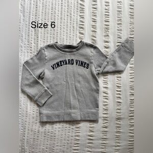 Boys Vineyard Vines crewneck pullover sweatshirt | size 6